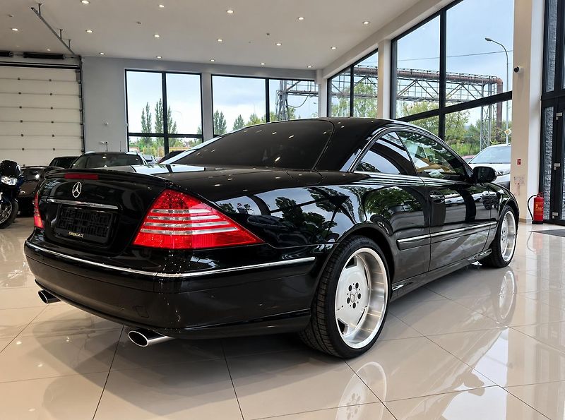 Mercedes-Benz CL (2005) - fotka 12 z 18