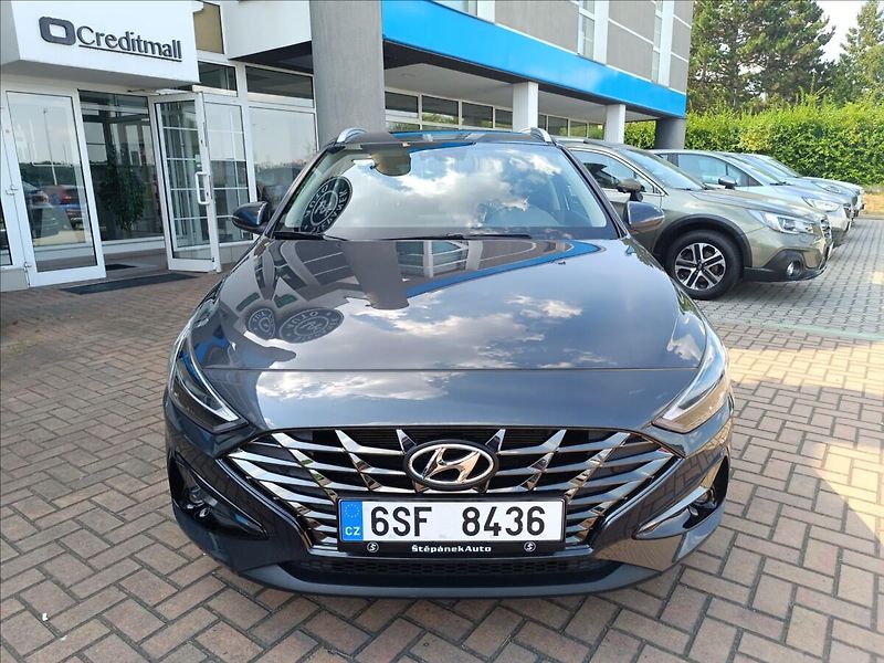 Hyundai i30 1,0 T-GDi Smart DCT - fotka 3 z 22