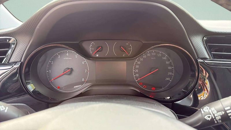 Opel Corsa (2026) Edition 1.2 TURBO (74kW/100k) - fotka 18 z 24