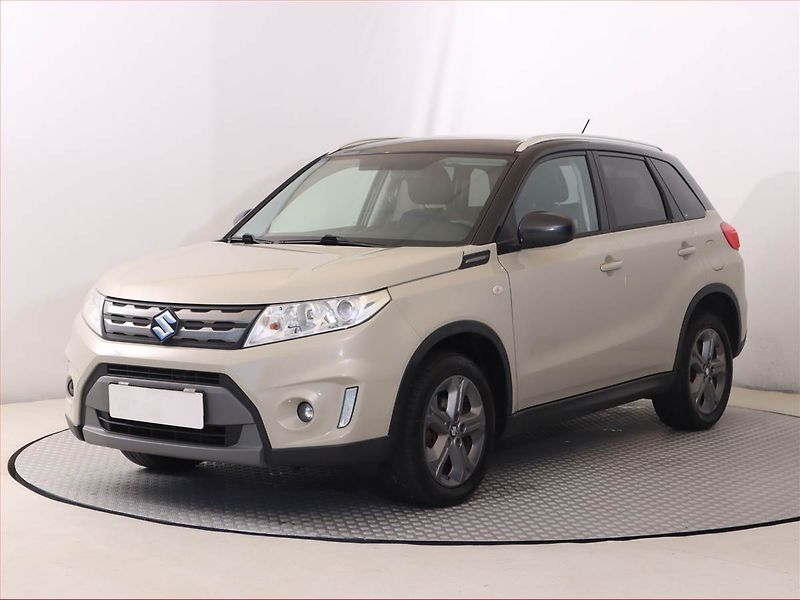Suzuki Vitara (2015) 1.6 VVT, Tempomat - fotka 2 z 19