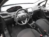 Peugeot 208 NAVIGACE,CHROM,LED!! - náhled 36