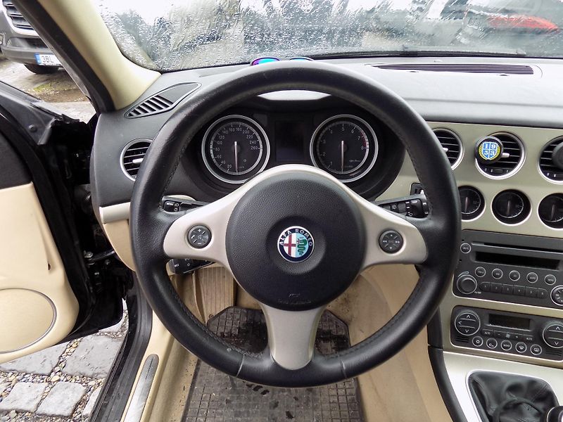 Alfa Romeo 159 3,2 JTS 191 KW  Q4 SPORTWAGON - fotka 29 z 40