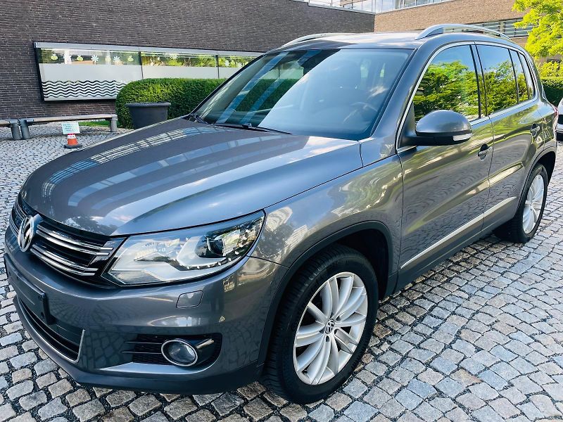 Volkswagen Tiguan 2.0TSI 4x4 AUTOMA KAMERA TAŽNÉ - fotka 4 z 44