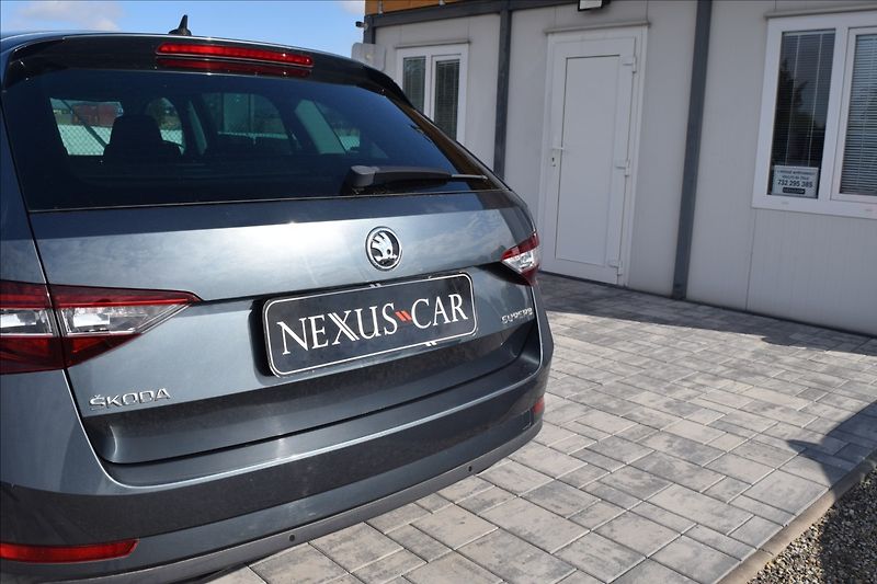 Škoda Superb 2,0 TDI 110KW NÍZKÉ KM DSG - fotka 12 z 50