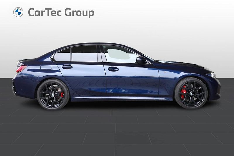 BMW Řada 3 330d xDrive Sedan - fotka 4 z 27