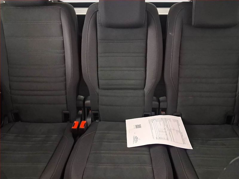 Volkswagen Touran (2019) 1.5 TSI - fotka 10 z 18