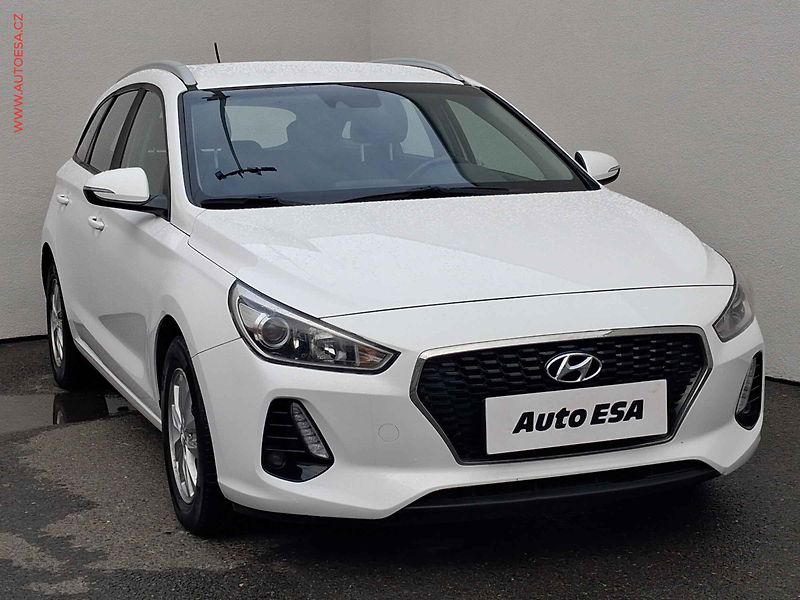 Hyundai i30 (2017) 1.6 CRDi, 1.maj,ČR, AC, tempo - fotografie inzerátu