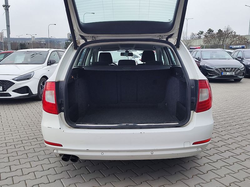 Škoda Superb 1.8 TSi/118kW Comfort DSG ČR - fotka 9 z 33