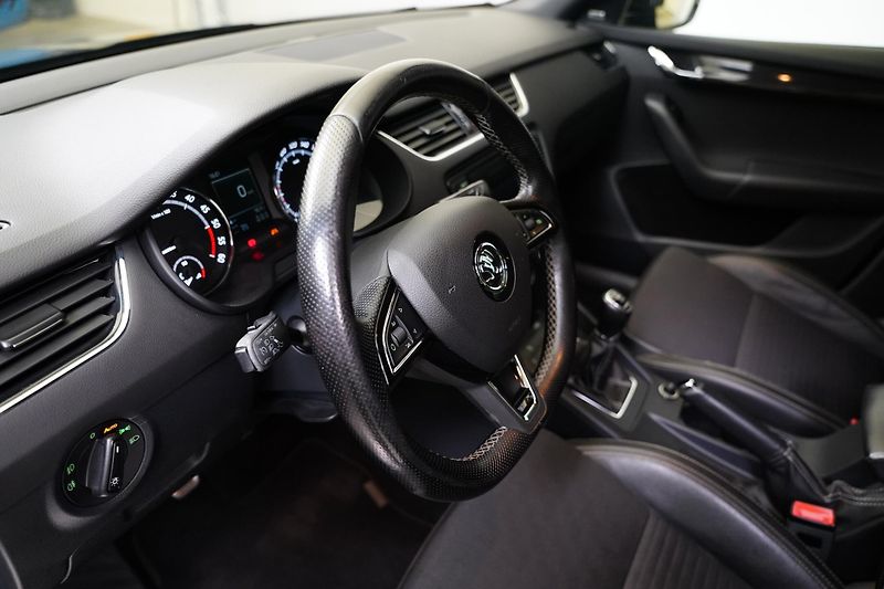 Škoda Octavia - fotka 14 z 27