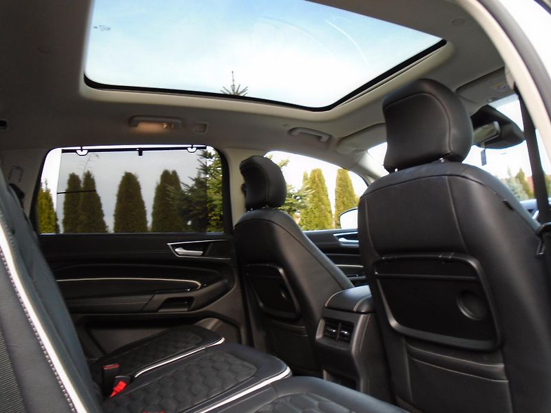 Ford S-MAX 2,0EcoBlue 140kW Vignale 8AT 7 - fotka 29 z 46