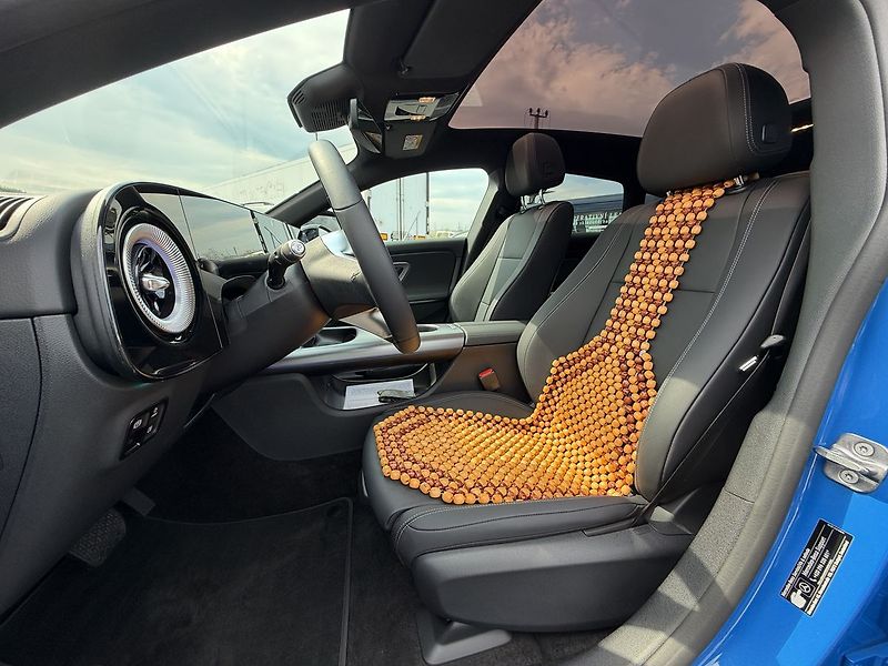 Mercedes-Benz CLA 200 Shooting Brake - fotka 15 z 39