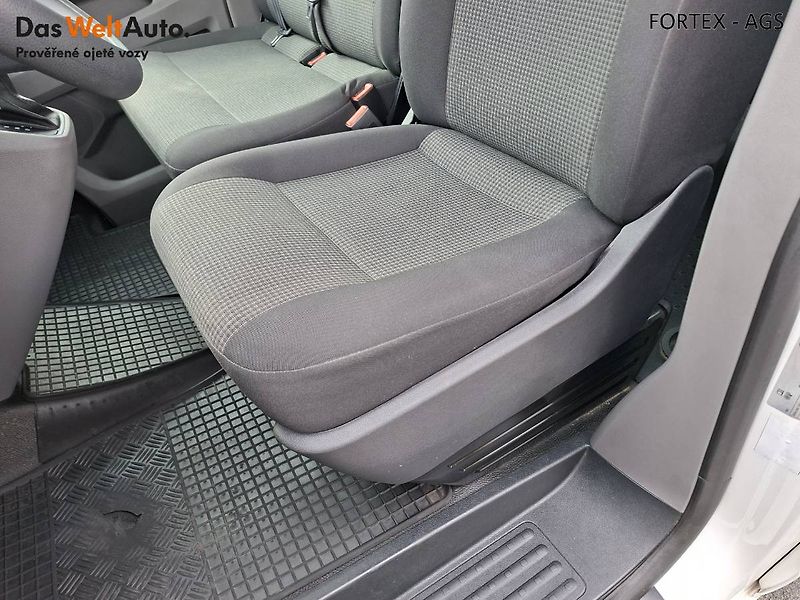 Volkswagen Transporter (2024) 2.0 TDI,110kW,DSG,Prodl.záruka - fotka 14 z 23