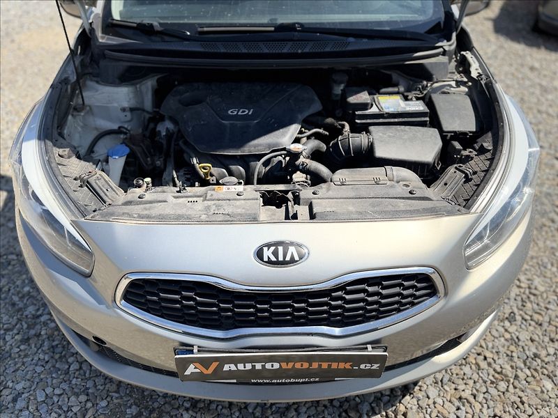 Kia Ceed 1,6 NOVÉ V ČR, +SADA KOL - fotka 25 z 25
