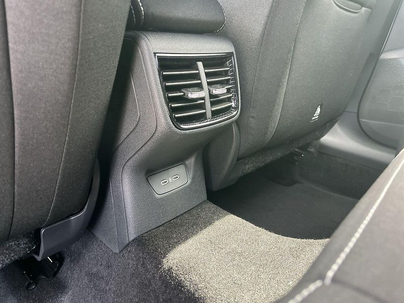 Škoda Fabia (2026) 1.0 TSI 85 KW DSG Monte Carlo - fotka 21 z 25