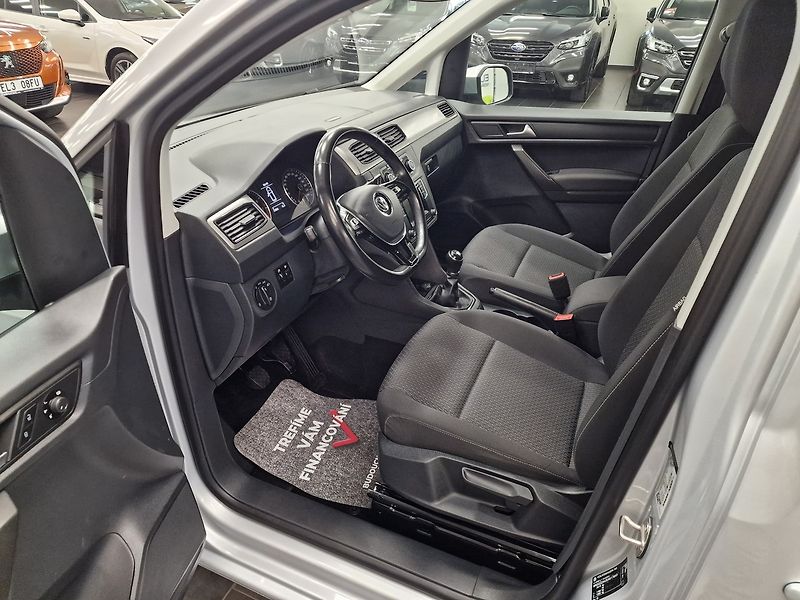 Volkswagen Caddy (2018) - fotka 16 z 62