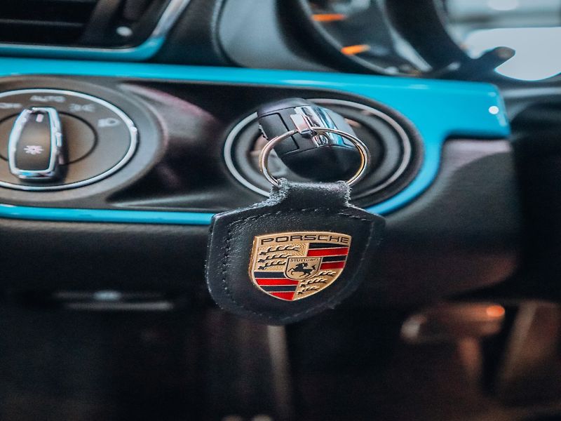 Porsche 911 GT3 368 kW - fotka 30 z 38