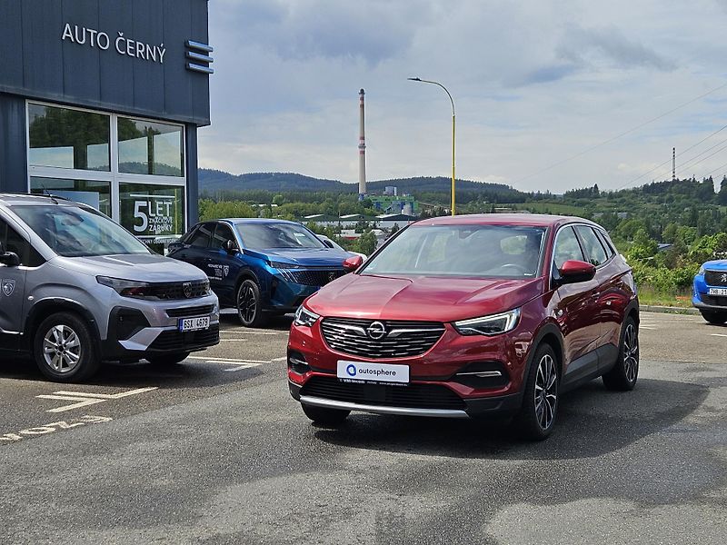 Opel Grandland X (2020) Plug-In Hybrid 200 4x4 EAT8 - fotografie inzerátu