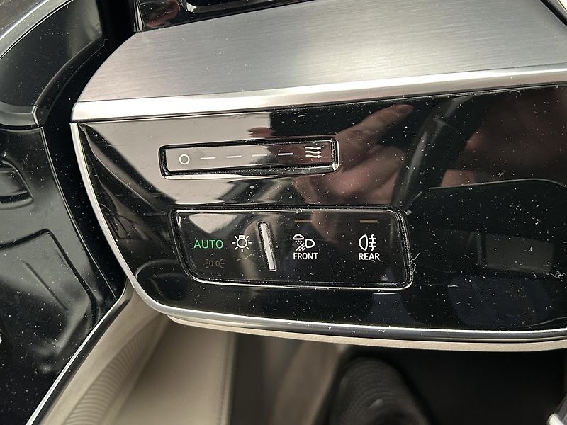Audi A8 3.0 TDI 4x4 Elegance - fotka 18 z 34