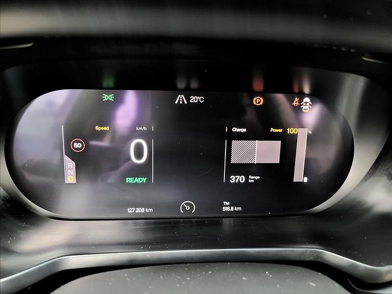 Polestar 2 0,0 zálohováno      300kw,AWD, - fotka 22 z 50