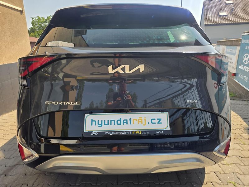 Kia Sportage 1.6-HEV-V ZÁRUCE-NÍZKÉ KM - fotka 7 z 44