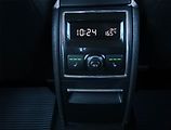 Škoda Superb (2009) Ambition Plus 2.0 TDI, Xenony - náhled 19