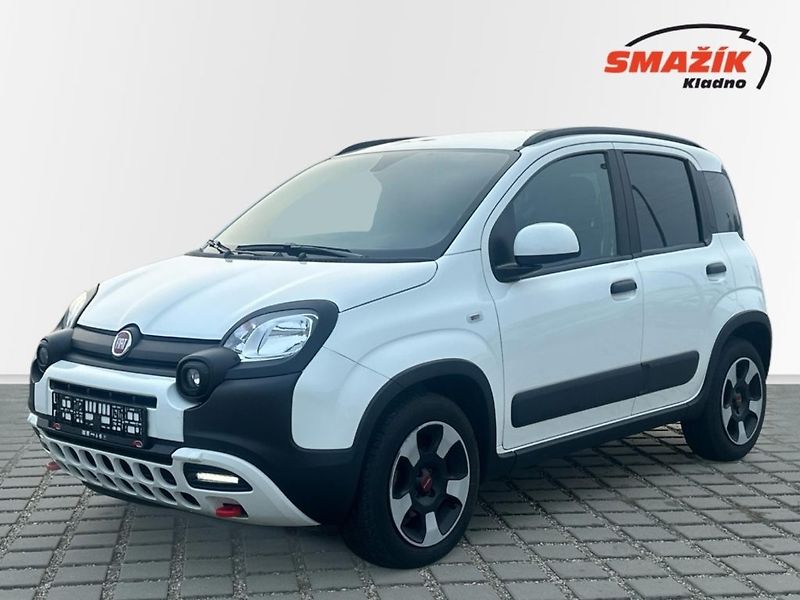 Fiat Panda (2023) 1.0 Hybrid 70cv MAN CROSS - fotka 2 z 18