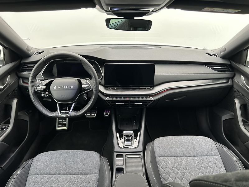 Škoda Octavia 2.0 TSI 4x4 SportLine - fotka 5 z 28