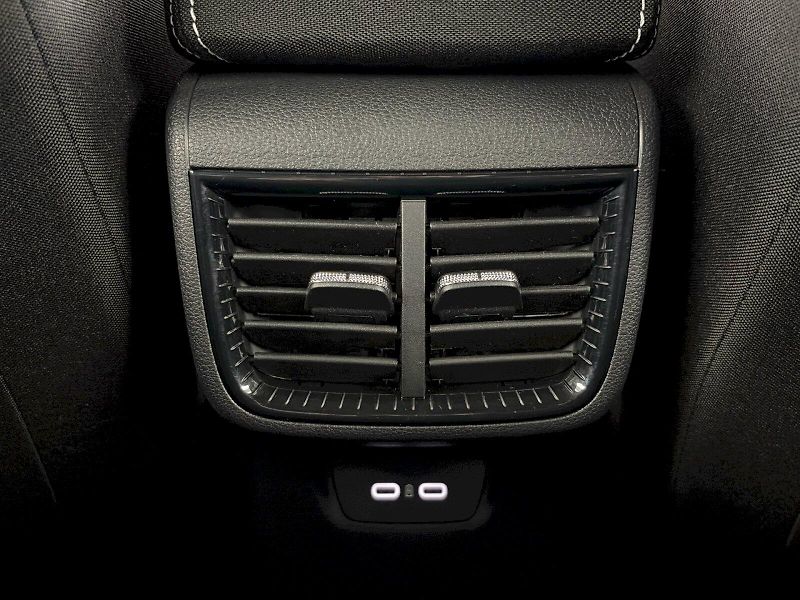 Škoda Fabia (2025) DSG 1.0TSI 85kW Monte Carlo - fotka 28 z 32