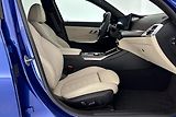 BMW Řada 3 330e xDrive - náhled 13