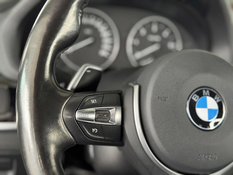 BMW X4 20d xDrive*M-SPORT*REZERVACE! - fotka 28 z 37