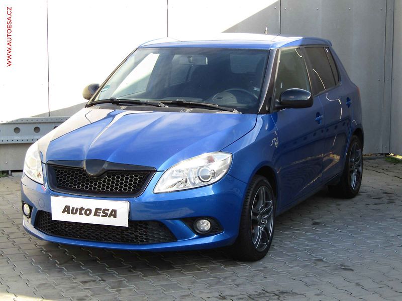 Škoda Fabia (2011) 1.4 TSi, 1.maj, RS, servis - fotka 3 z 19