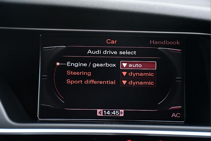 Audi RS 5 4.2 V8 B&O PO VELKÉM SERVISE  - fotka 28 z 45