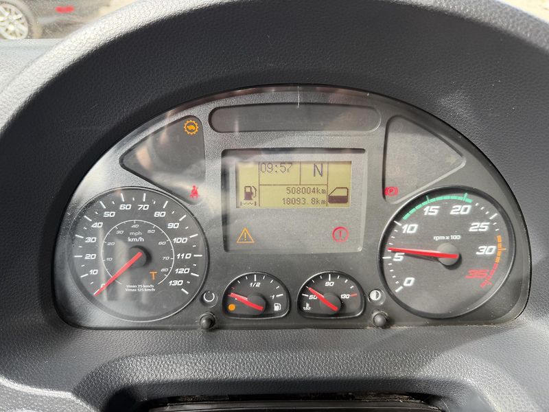 Iveco Eurocargo (2015) 120E25 Euro 6 - skříň s čelem  - fotka 28 z 32