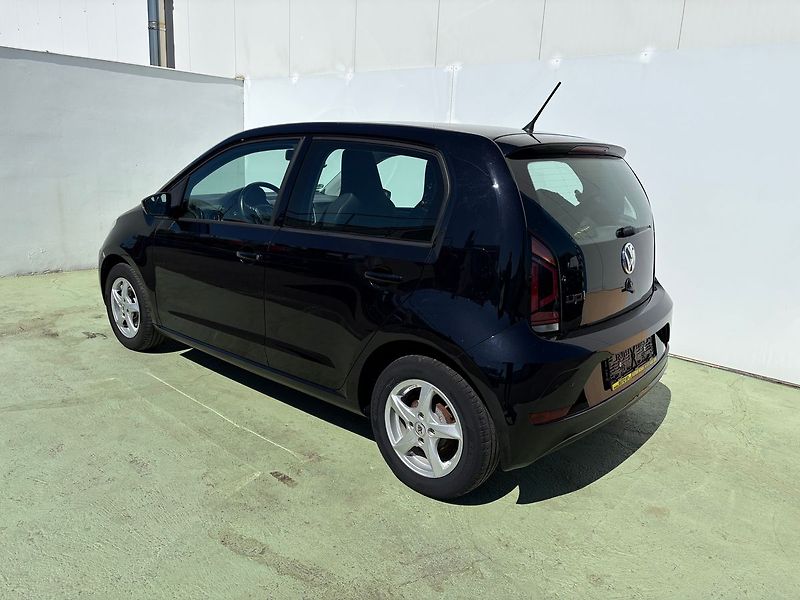 Volkswagen up! 1.0, 55kW, Klima, Výhřevy - fotka 4 z 15