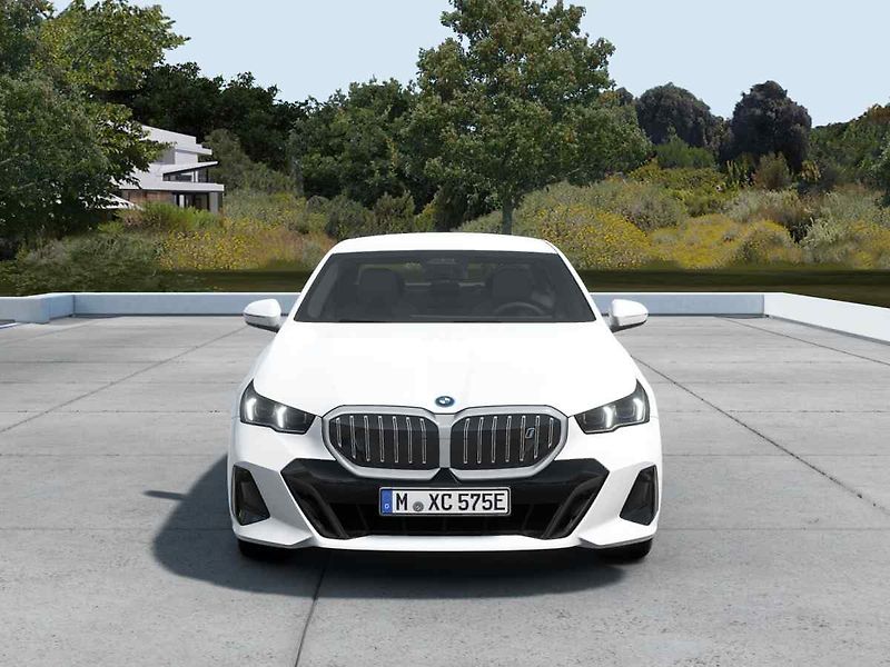 BMW i5 (2026) - fotka 10 z 10
