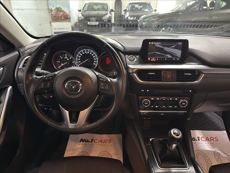 Mazda 6 2,2   D 1.MAJITEL 1.ROK ZÁRUKA - fotka 25 z 42