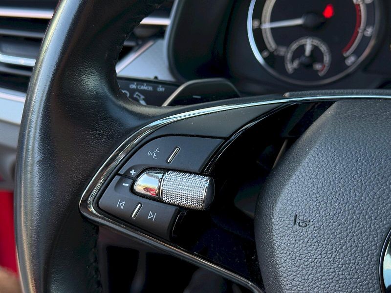Škoda Scala (2021) 1.5 TSI 110 kW DSG Style - fotka 14 z 23