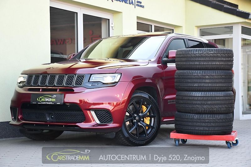 Jeep Grand Cherokee 6.2 V8 TRACKHAWK ČR 1M - fotka 2 z 49