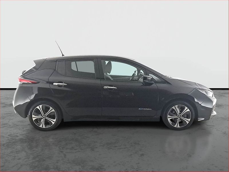 Nissan Leaf (2018) 40 kWh, SoH 80%, Automat - fotka 6 z 21
