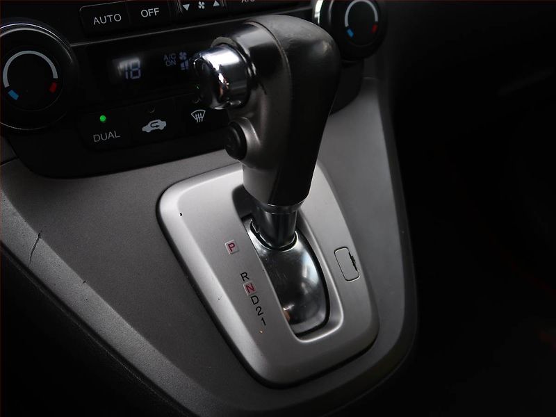 Honda CR-V (2007) 2.0 i, 4X4, Automat, Xenony - fotka 13 z 17