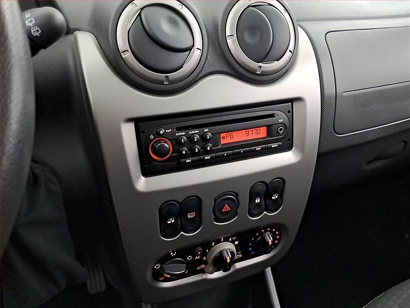 Dacia Sandero (2012) Stepway 1.6 MPI, po STK - fotka 12 z 14