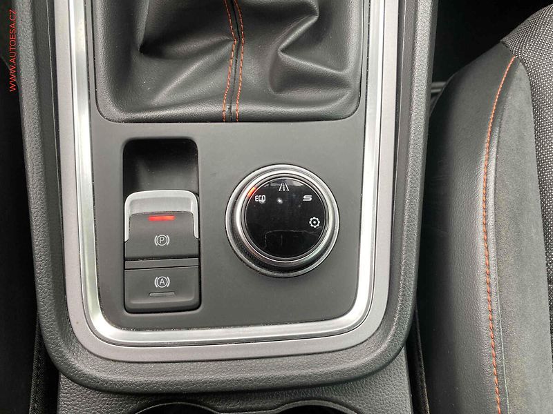 Seat Ateca (2021) 1.5 TSi, ČR, FR, LED, navi - fotka 17 z 20