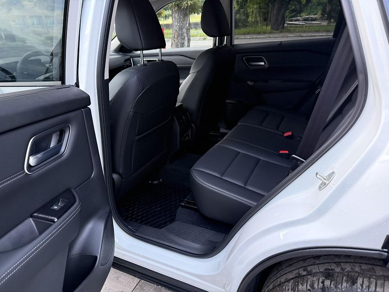 Nissan X-Trail (2026) E-POWER e-4ORCE TEKNA - fotka 19 z 19