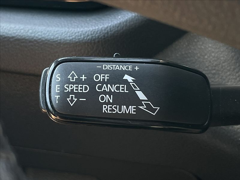 Škoda Octavia 2,0 TDI Style+ TZ+Canton+NAV - fotka 11 z 23