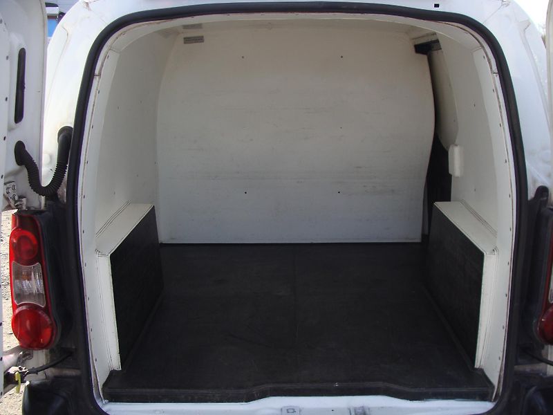 Citroën Berlingo 1.6i, 75 kW,klima,nové rozvody - fotka 11 z 24