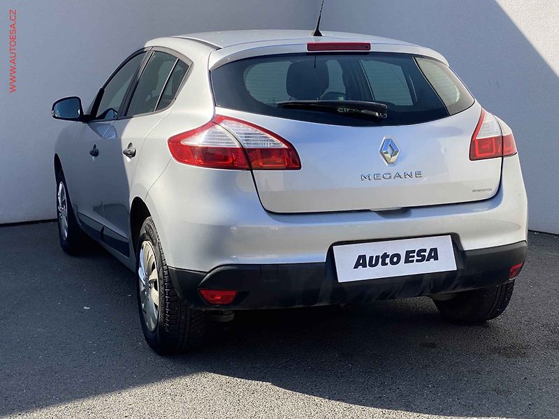 Renault Mégane (2010) 1.6 16V, ČR, AC, temp - fotka 6 z 14