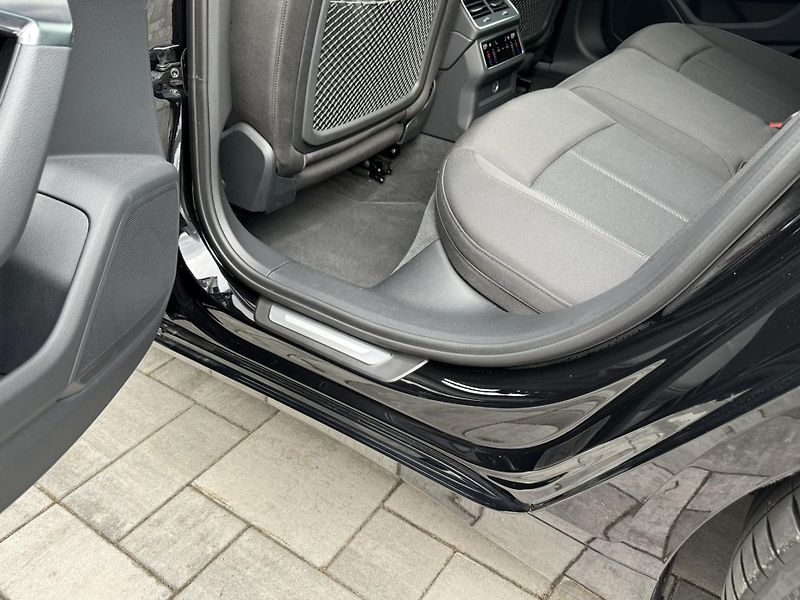 Audi A6 Audi A6 50TFSie 210kw quattro - fotka 49 z 59