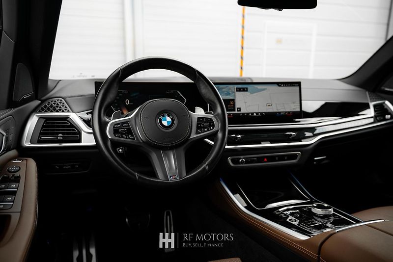 BMW X5 (2024) xDrive40i mHEV 280kW - fotka 25 z 55