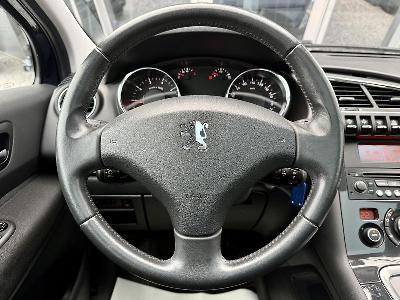 Peugeot 3008 1,6i Panorama Automat ČR - fotka 26 z 34