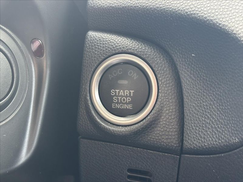 Mazda 3 2,3 MZR DISI 191kW MPS - fotka 24 z 36